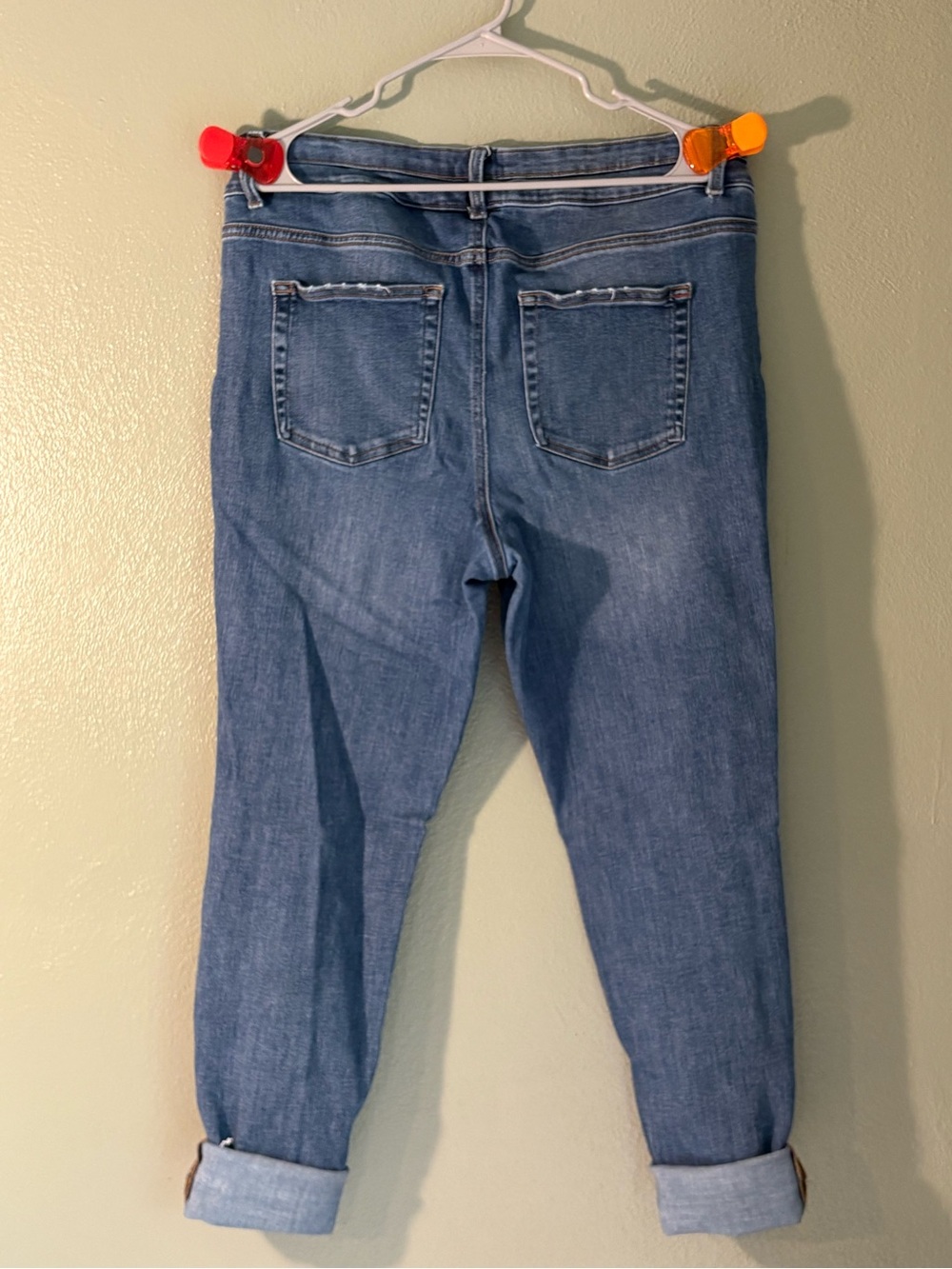 16W Maurice’s Cropped Jeans - Picture 2 of 2